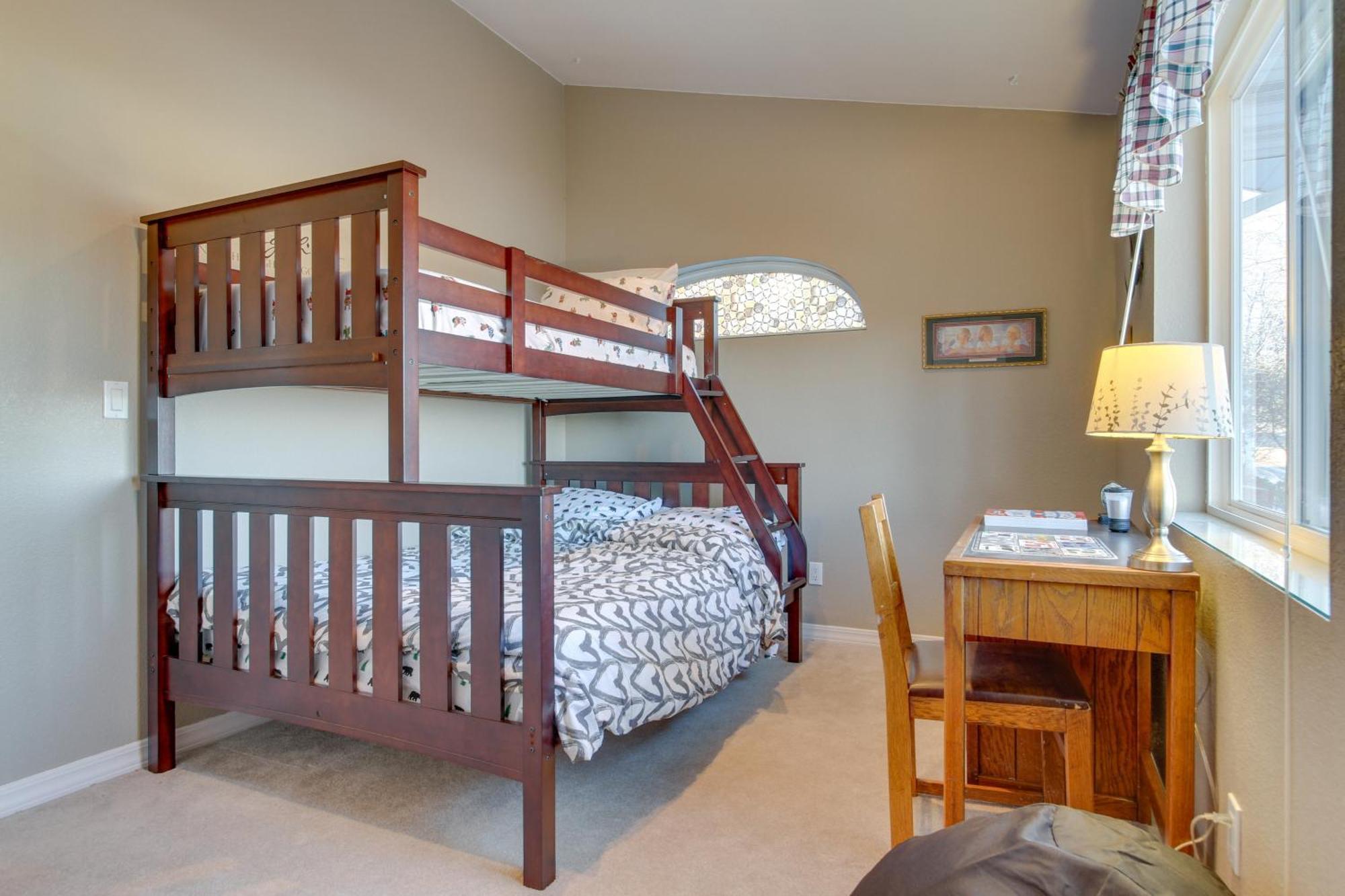 Inviting Great Falls Home With Wraparound Deck! Kültér fotó